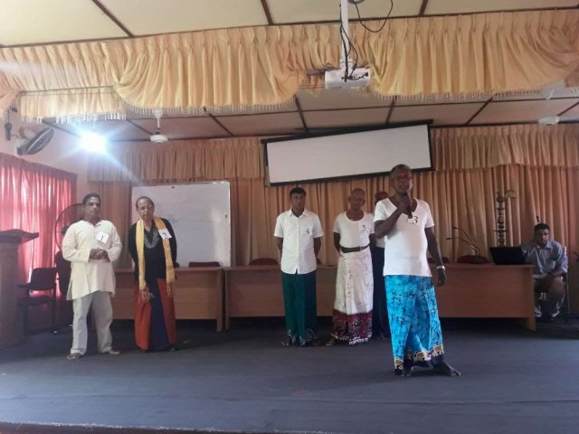 වැඩිහිටි අවුරුදු කුමාරයා/කුමාරිය තේරීම